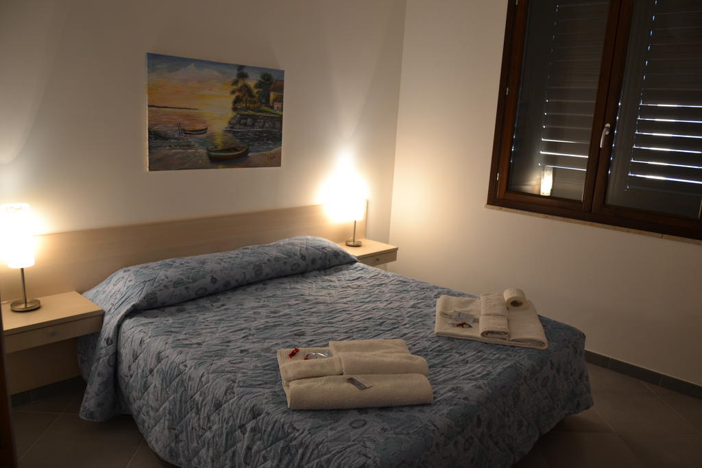 Case Vacanza Torre Lupa Marsala Zimmer foto